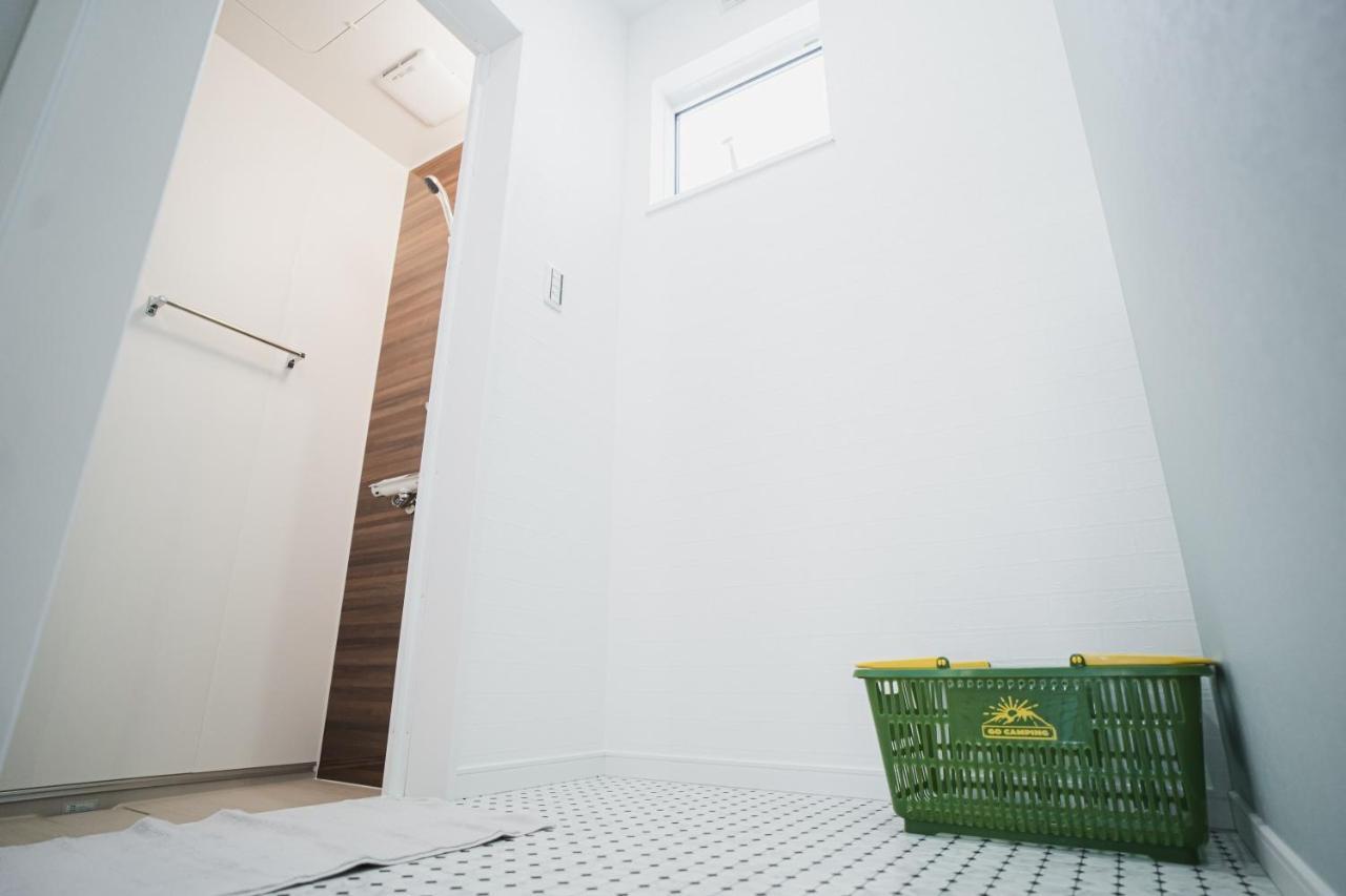 Orange County Guest House Изуми-Сано Екстериор снимка